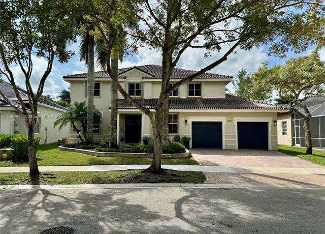 Property at 1307 Peregrine Way, Weston, FL 33327, 6 beds, 4 baths