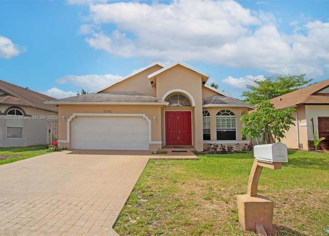 Property at 2730 Washington Dr, Fort Lauderdale, FL 33311, 3 beds, 2 baths