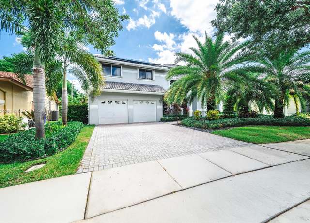 Property at 18201 NW 16th St, Pembroke Pines, FL 33029, 5 beds, 3.5 baths