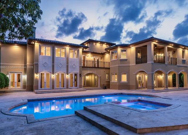 Property at 10851 SW 63rd Ave, Pinecrest, FL 33156, 6 beds, 7.5 baths