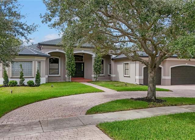 Property at 13161 SW 40th St, Davie, FL 33330, 6 beds, 4 baths