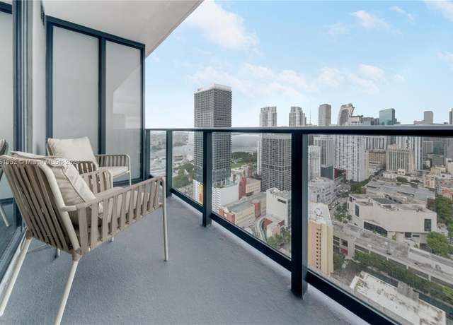 Property at 601 NE 1st Ave #3310, Miami, FL 33132, 1 bath