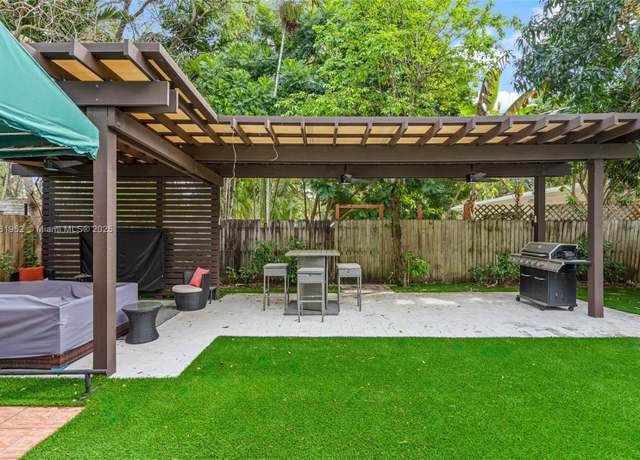 Property at 6841 SW 78th Ter, South Miami, FL 33143, 3 beds, 2 baths