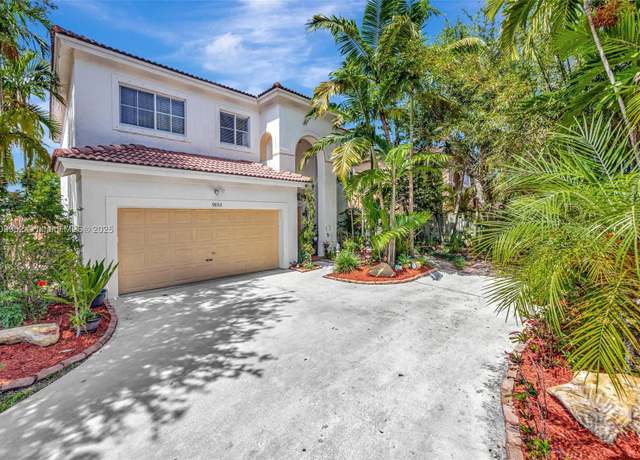 Property at 9053 SW 214th St, Cutler Bay, FL 33189, 4 beds, 2.5 baths