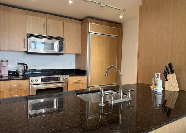 Property at 10275 Collins Ave #1528, Bal Harbour, FL 33154, 1 bed, 1.5 baths