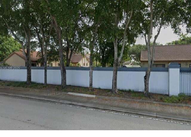 Property at 6637 NW 178 Th Ter, Hialeah, FL 33015, 3 beds, 2 baths
