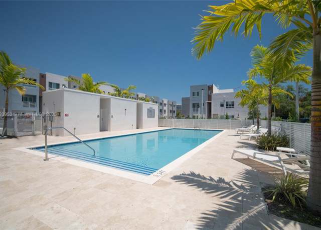 Property at 19380 NE 26th Ave #304, Miami, FL 33180, 1 bed, 1 bath