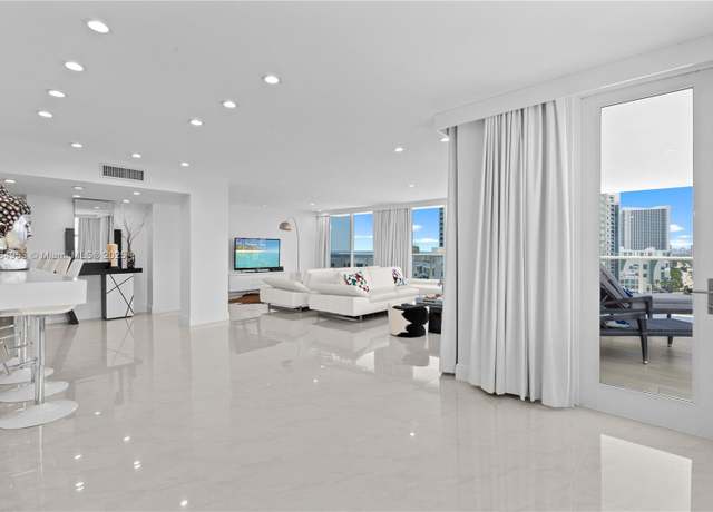 Property at 2751 S Ocean Dr Ph 08N, Hollywood, FL 33019, 3 beds, 2.5 baths