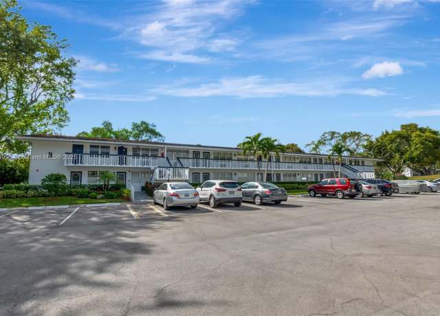 Property at 32 Keswick B #32, Deerfield Beach, FL 33442, 1 bed, 1 bath