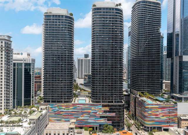 Property at 45 SW 9th St #1205, Miami, FL 33130, 1 bed, 2 baths