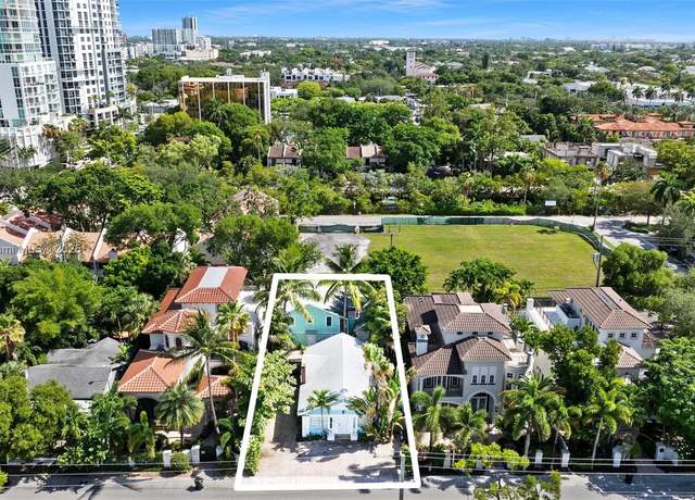 Property at 817 SE 2nd Ct, Fort Lauderdale, FL 33301