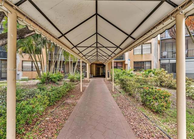 Property at 3800 N Hills Dr #312, Hollywood, FL 33021, 1 bed, 2.5 baths