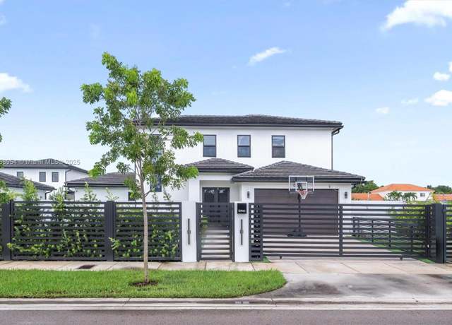 Property at 10940 SW 180th St, Miami, FL 33157, 4 beds, 3 baths