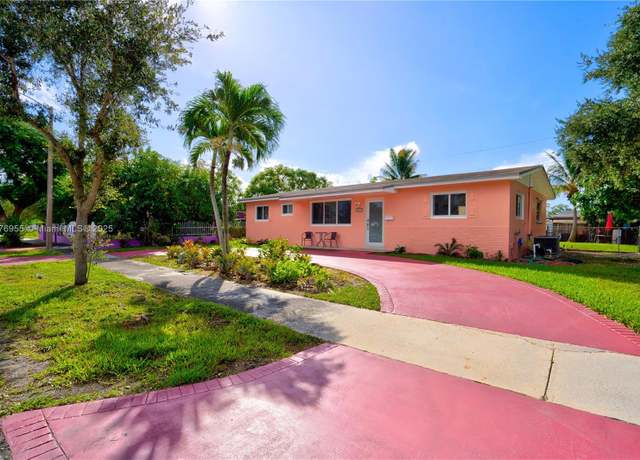 Property at 10610 SW 203rd Ter, Cutler Bay, FL 33189, 4 beds, 2 baths
