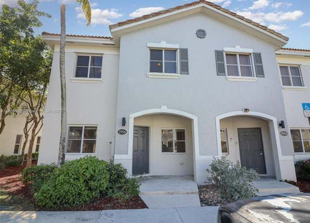 Property at 2956 SE 15th Ter, Homestead, FL 33035, 3 beds, 2.5 baths