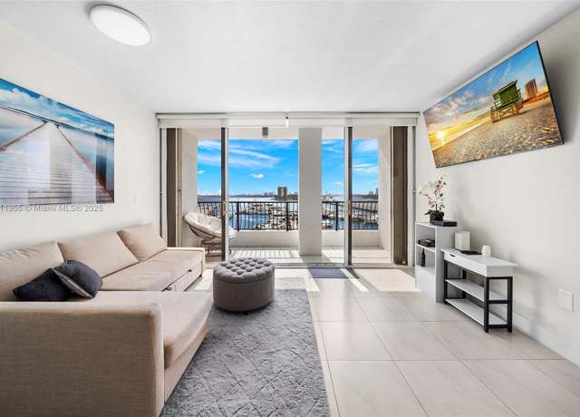 Property at 555 NE 15th St #516, Miami, FL 33132, 1 bath