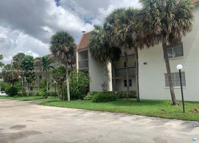 Property at 7500 NW 17th St #109, Plantation, FL 33313, 2 beds, 2 baths