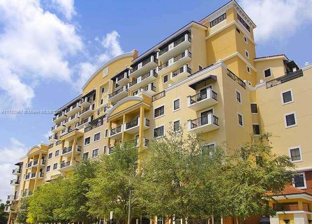 Property at 8390 SW 72nd Ave #502, Miami, FL 33143, 2 beds, 2.5 baths