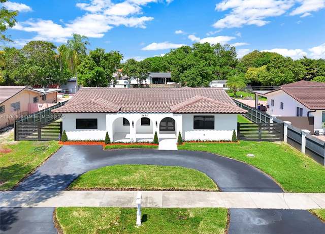 Property at 3420 SW 108th Ave, Miami, FL 33165, 4 beds, 2 baths