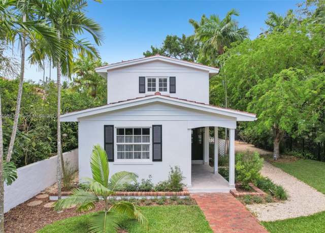 Property at 4700 Alhambra Cir, Coral Gables, FL 33146, 3 beds, 2.5 baths