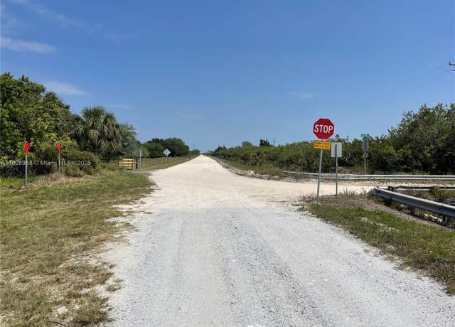 Property at 2105 86th Ave SW, Vero Beach, FL 32966