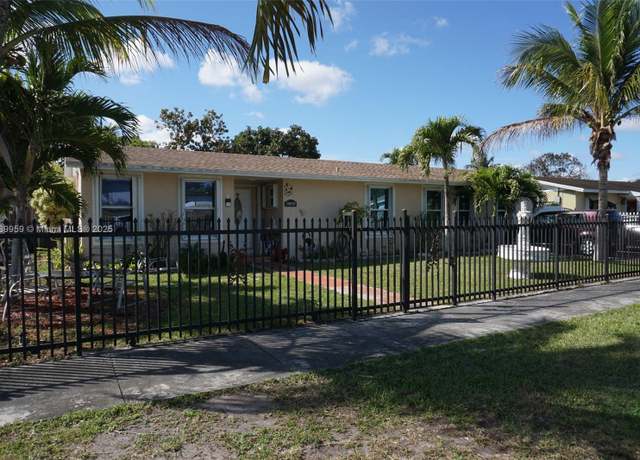 Property at 19050 SW 125th Ave, Miami, FL 33177, 3 beds, 2 baths