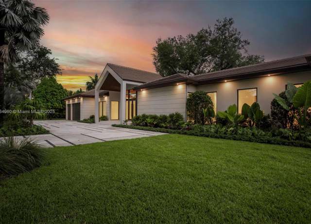 Property at 6445 SW 102nd Ave, Miami, FL 33173, 7 beds, 6 baths