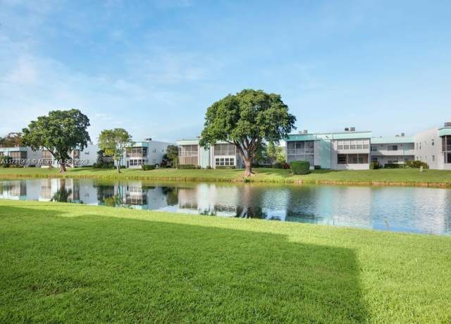 Property at 438 Monaco J #438, Delray Beach, FL 33446, 1 bed, 1.5 baths