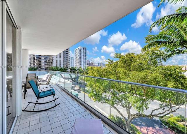 Property at 19707 Turnberry Way Unit 5D, Aventura, FL 33180, 2 beds, 2 baths