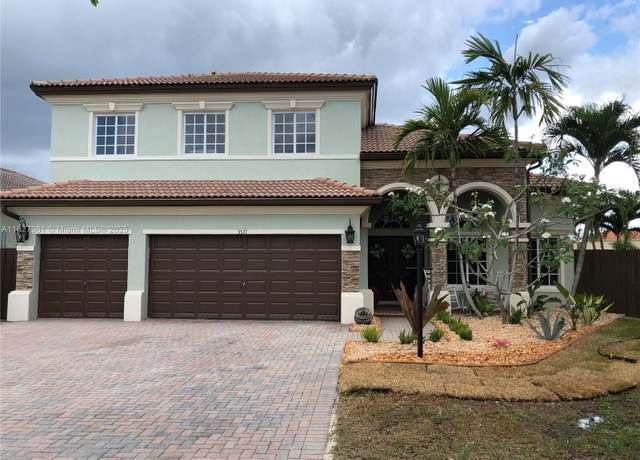 Property at 3571 NE 11th Dr, Homestead, FL 33033, 4 beds, 3 baths