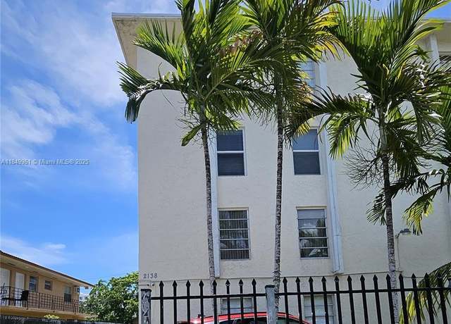 Property at 2138 SW 6 #403, Miami, FL 33135, 2 beds, 1.5 baths