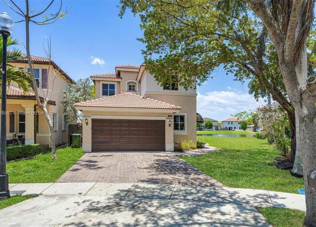 Property at 166 SE 22nd Ave, Homestead, FL 33033, 5 beds, 3 baths