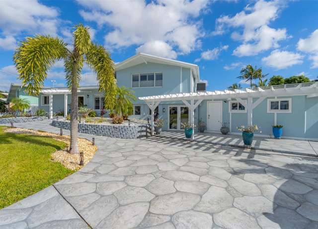 Property at 2518 Tortugas Ln, Fort Lauderdale, FL 33312, 4 beds, 3 baths