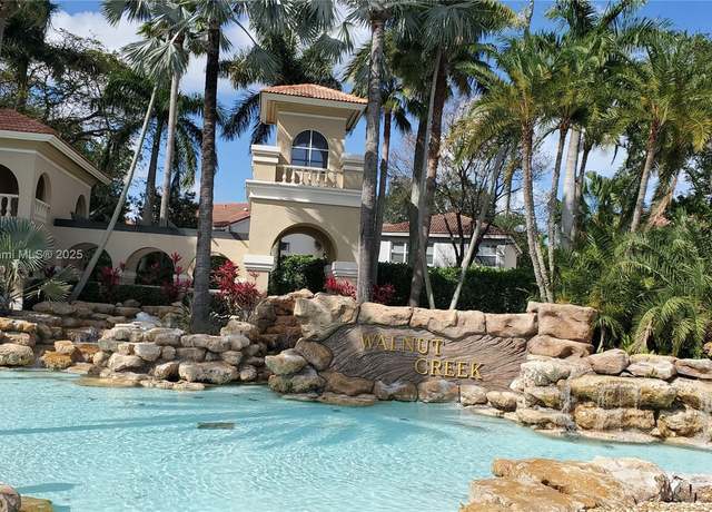 Property at 7310 NW 17th Ct, Pembroke Pines, FL 33024, 4 beds, 2 baths