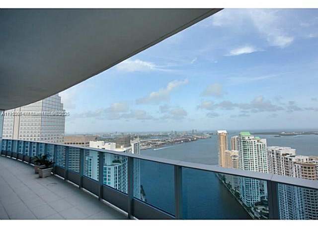 Property at 200 Biscayne Boulevard Way #5103, Miami, FL 33131, 2 beds, 2.5 baths