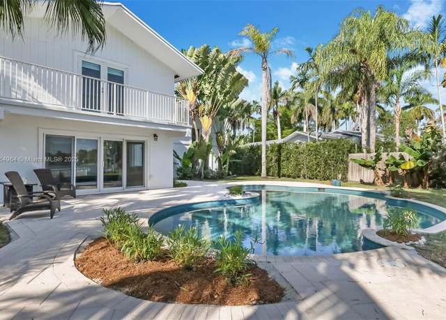 Property at 13575 SW 72nd Ave, Pinecrest, FL 33156, 4 beds, 3 baths