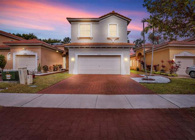 Property at 2260 NE 37th Ter, Homestead, FL 33033, 3 beds, 2.5 baths