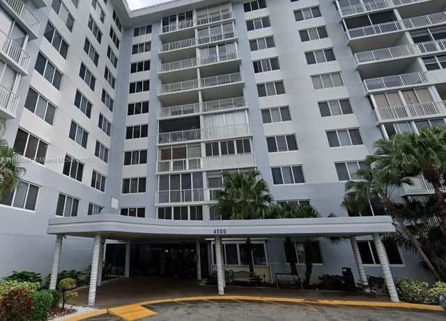 Property at 4200 Hillcrest Dr #206, Hollywood, FL 33021, 1 bed, 1.5 baths