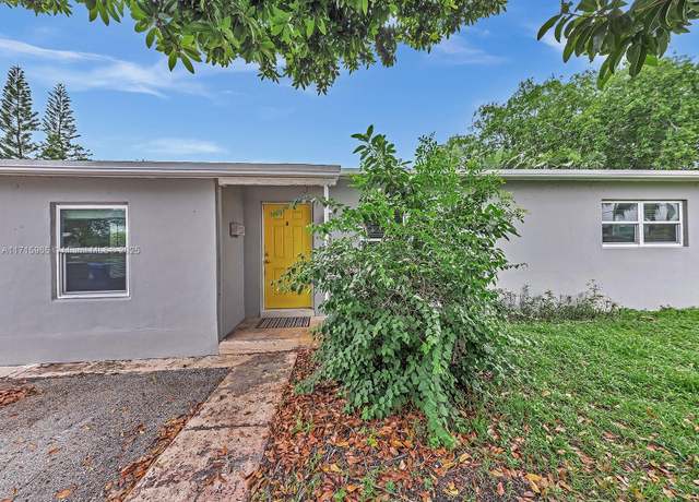 Property at 1636 NE 15th Ave, Fort Lauderdale, FL 33305, 3 beds, 1 bath
