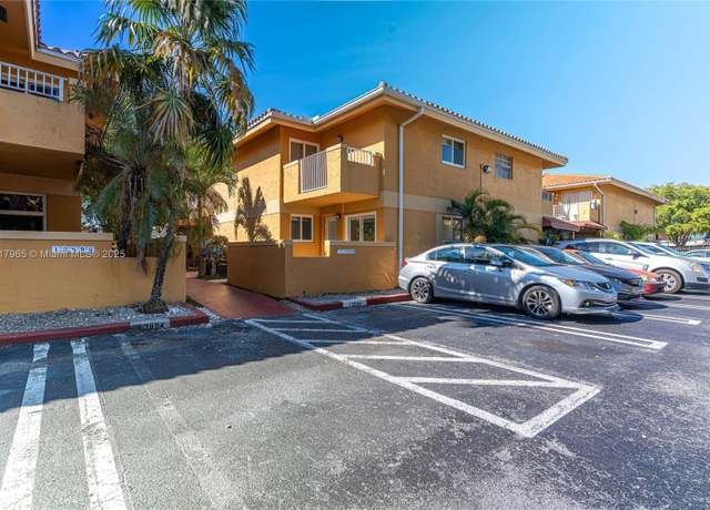 Property at 13900 SW 65th Ter #9, Miami, FL 33183, 2 beds, 1.5 baths