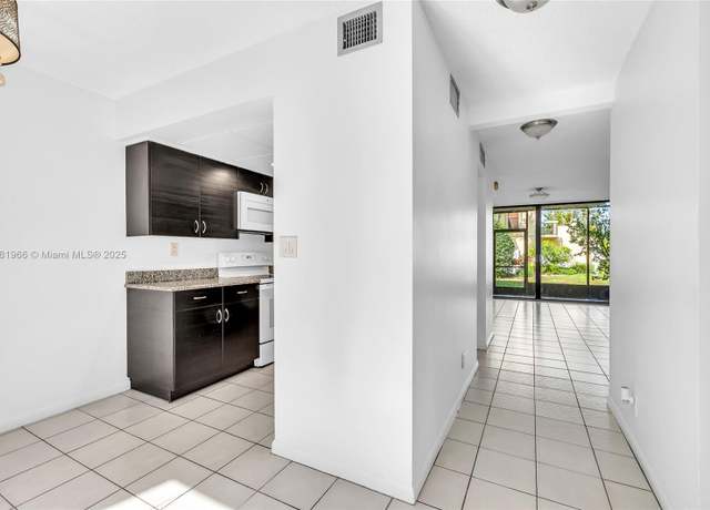 Property at 2821 SW 87th Ave #808, Davie, FL 33328, 3 beds, 2.5 baths