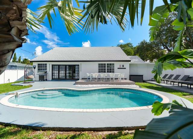 Property at 1401 SW 32nd St, Fort Lauderdale, FL 33315, 4 beds, 2 baths