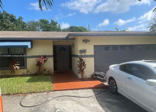 Property at 251 SW 16th St, Pompano Beach, FL 33060, 3 beds, 2 baths