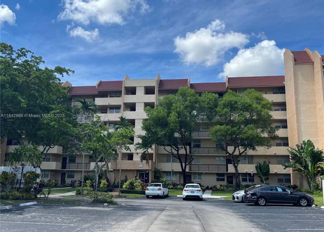 Property at 3841 Environ Blvd #230, Lauderhill, FL 33319, 2 beds, 2 baths