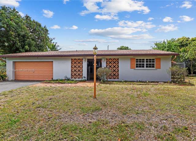 Property at 5200 SW 3rd St, Plantation, FL 33317, 3 beds, 2 baths
