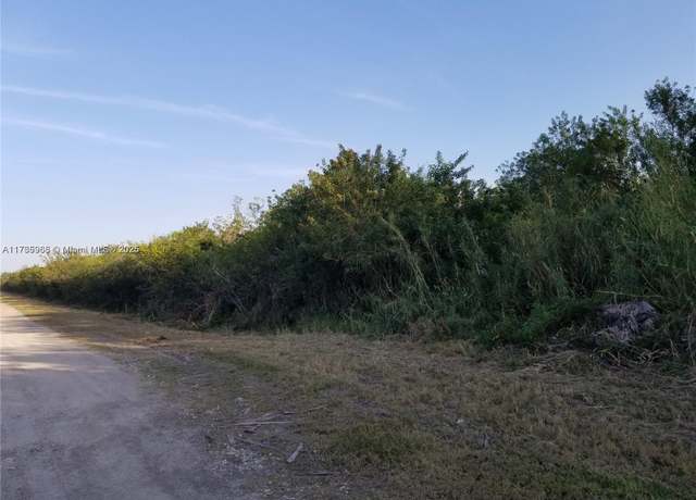 Property at 121 St SW, Unincorporated Dade, FL 33035