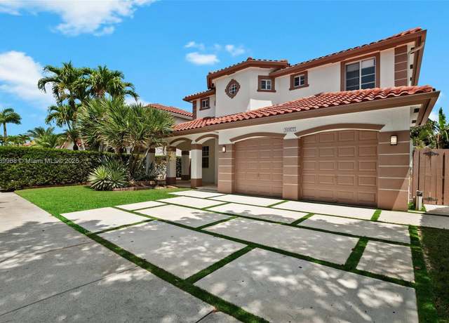 Property at 16477 SW 67th Ter, Miami, FL 33193, 4 beds, 3 baths