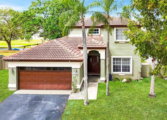 Property at 5501 NW 51st Ave, Coconut Creek, FL 33073, 3 beds, 2.5 baths