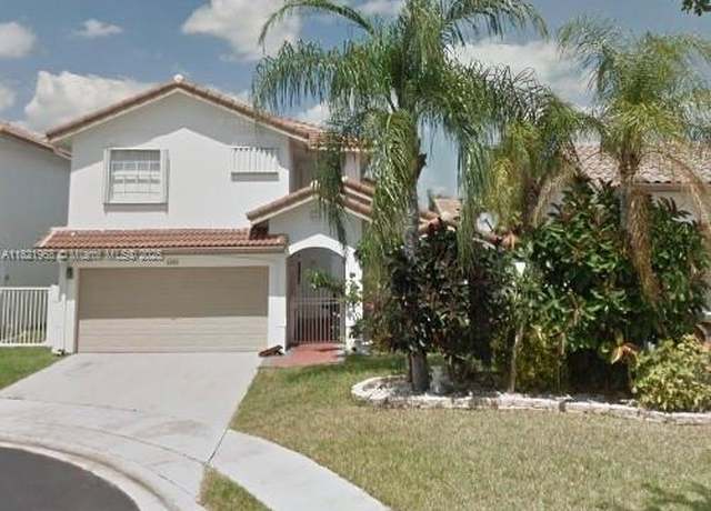 Property at 6987 Charlotte Ct, Margate, FL 33063, 4 beds, 3.5 baths