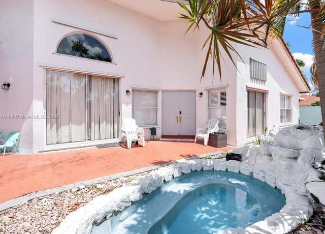Property at 6987 Charlotte Ct, Margate, FL 33063, 4 beds, 3.5 baths